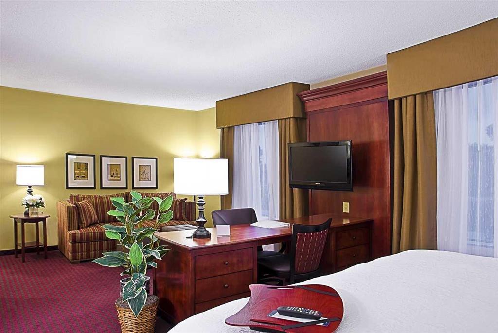 Hampton Inn & Suites Marshalltown Room photo