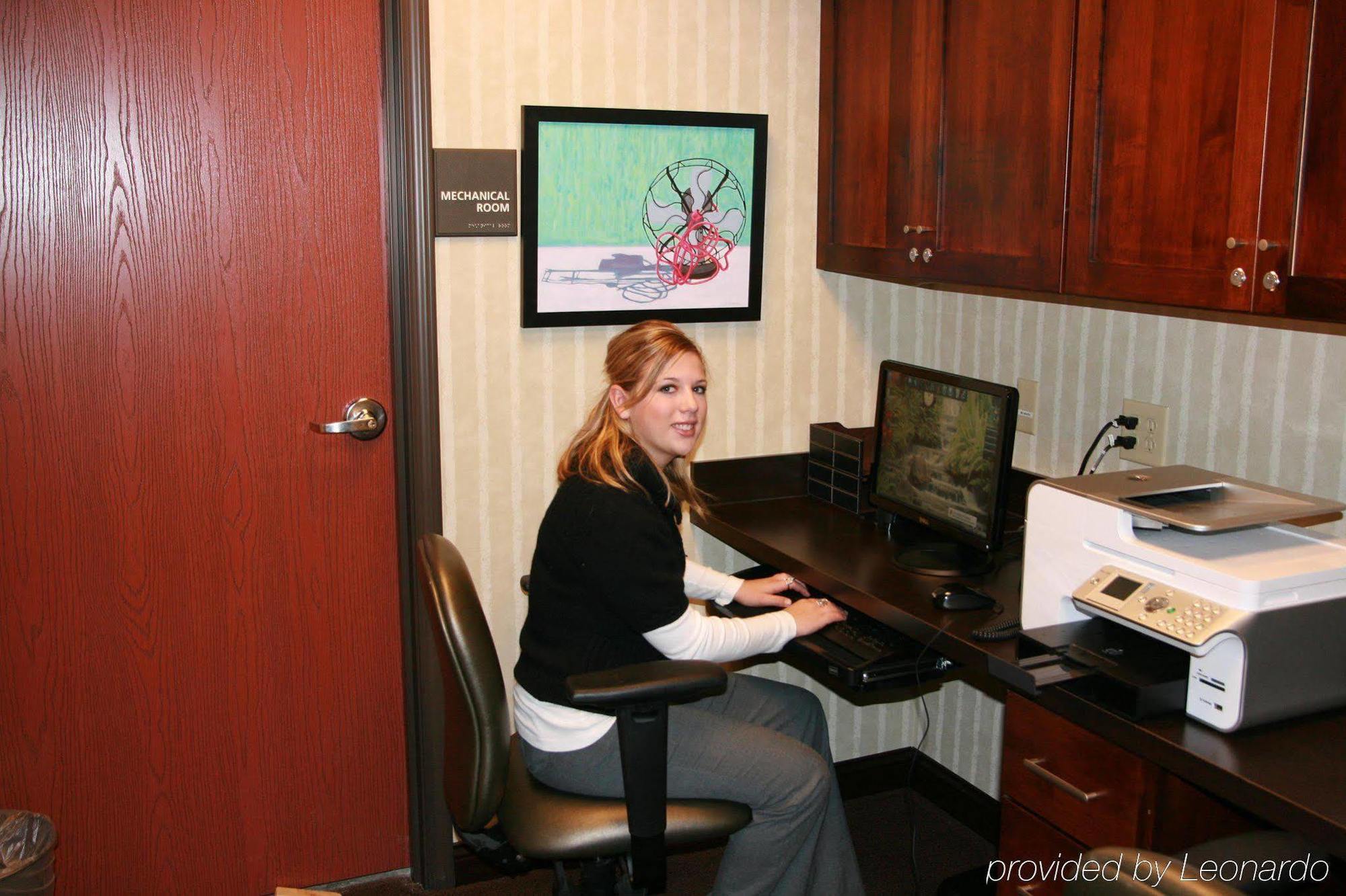 Hampton Inn & Suites Marshalltown Facilities photo